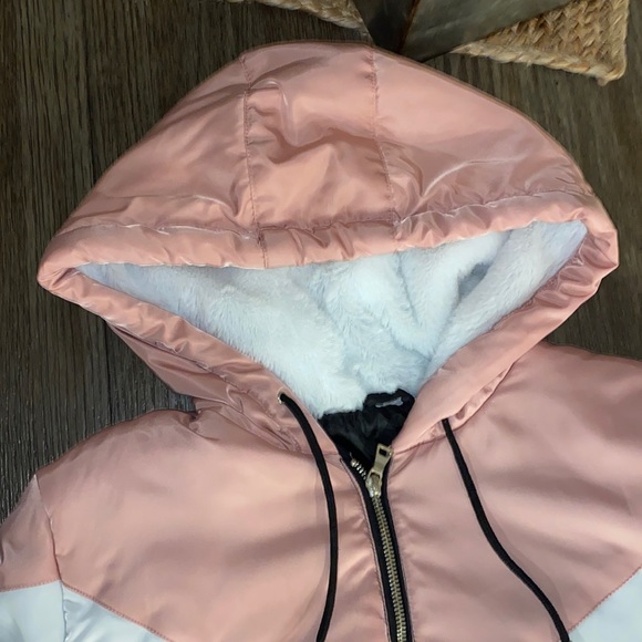 Ambiance outwear jacket - Picture 1 of 7
